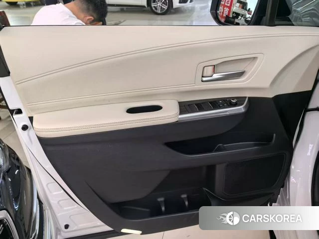 Toyota Saina id 4335208 из Китая 21