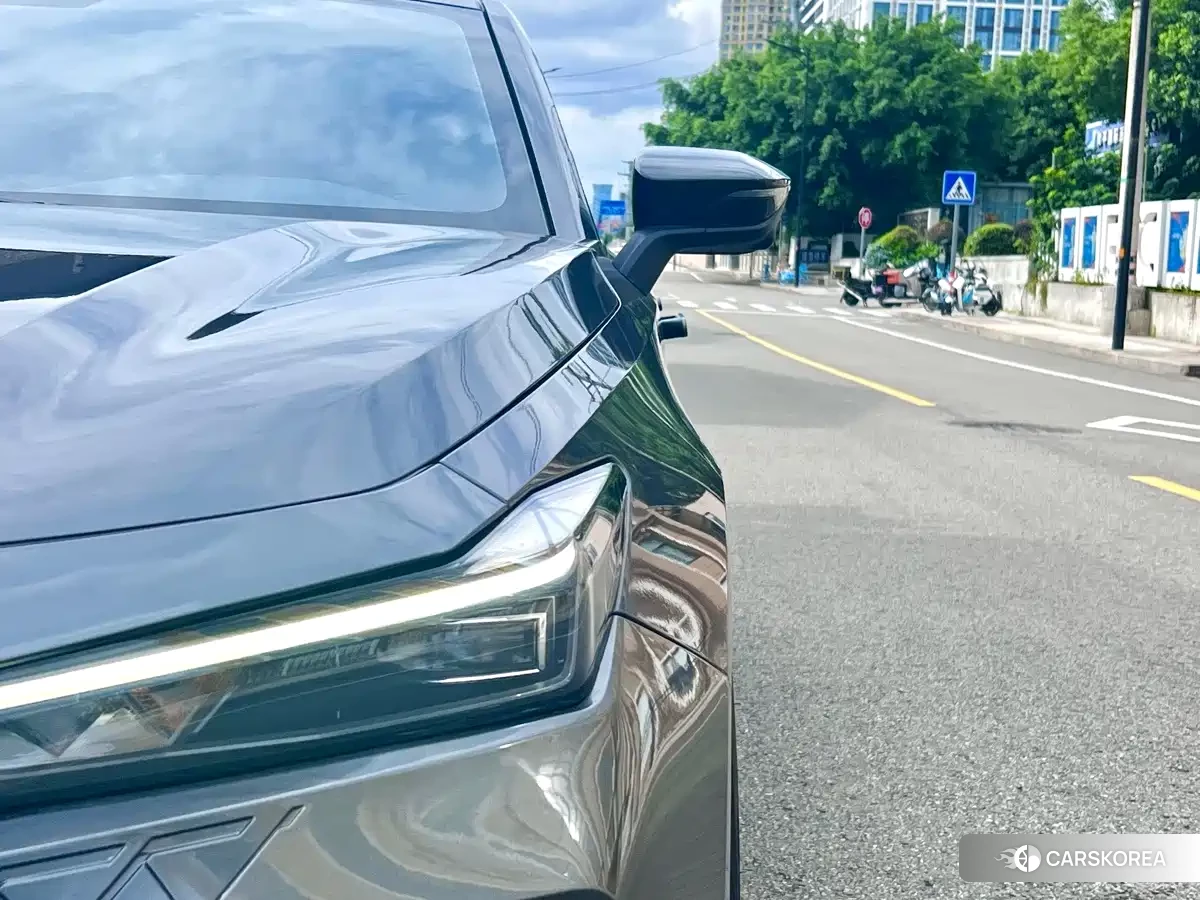 Chang'an UNI-V id 4634850 из Китая 11
