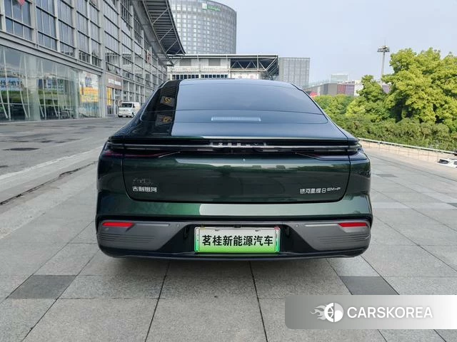 Geely Galaxy Galaxy Sparkle 8 PHEV id 4182489 из Китая 10