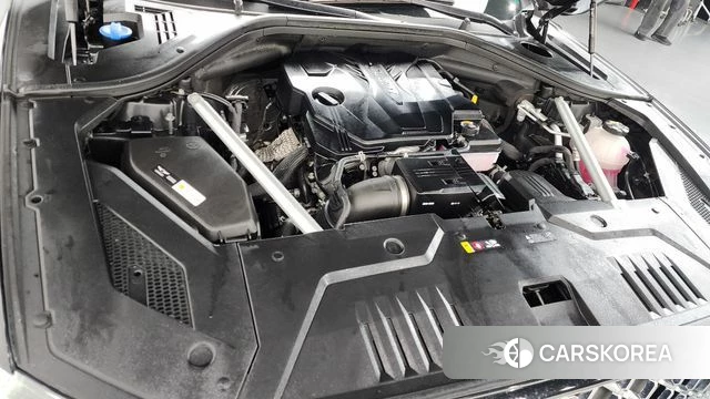 Genesis GV70 id 3896936 из Кореи 16