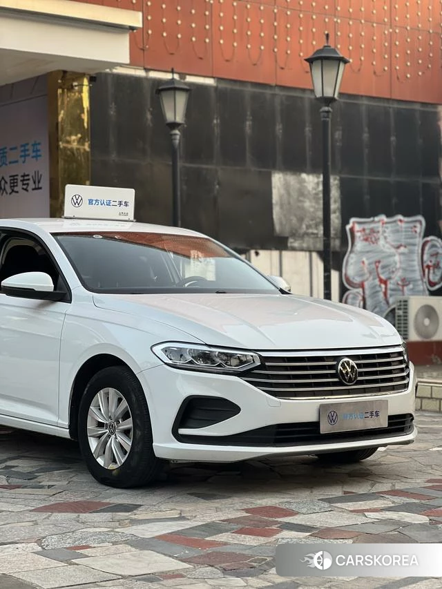 Volkswagen Lavida 2023 Белый из Китая, фото 6