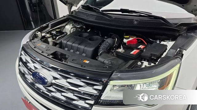 Ford Explorer id 4647650 из Кореи 31