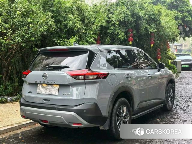 Nissan Qijun 2022 Темно-серый из Китая, фото 6