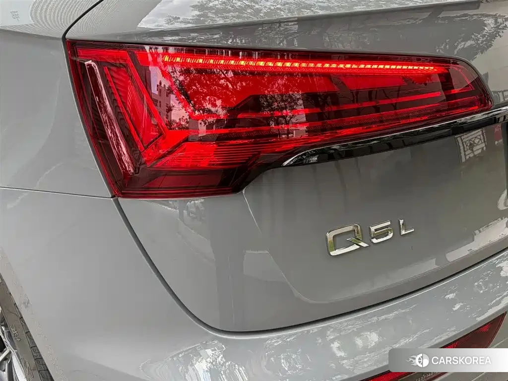 Audi Q5L id 4545691 из Китая 26