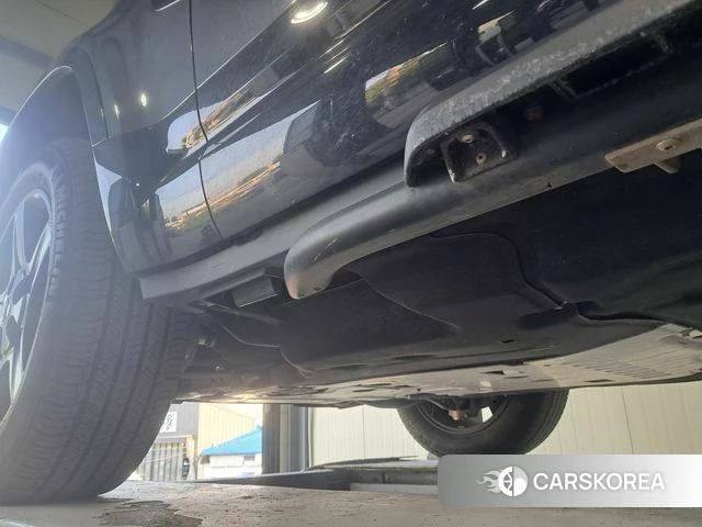 Land Rover Defender (L663) id 4360570 из Кореи 9