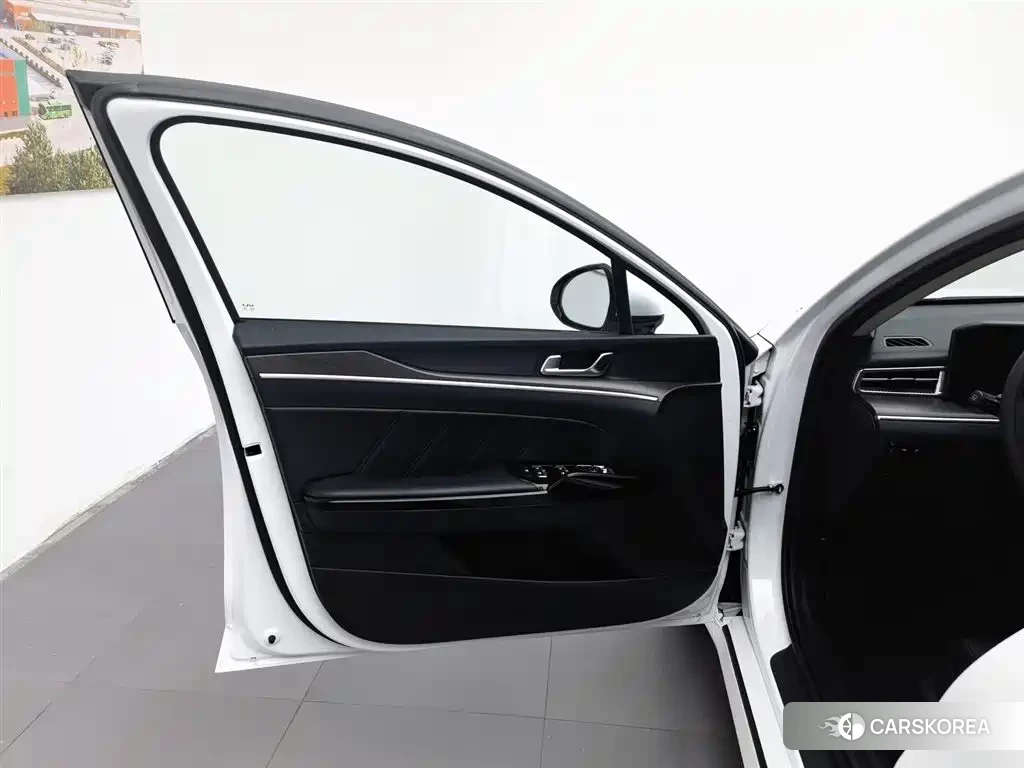 Kia K5 id 4578279 из Китая 20