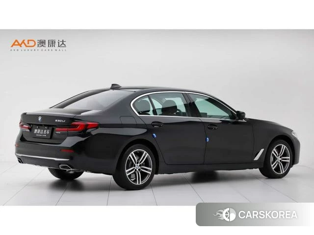 BMW 5 series 2022 Черный из Китая, фото 6