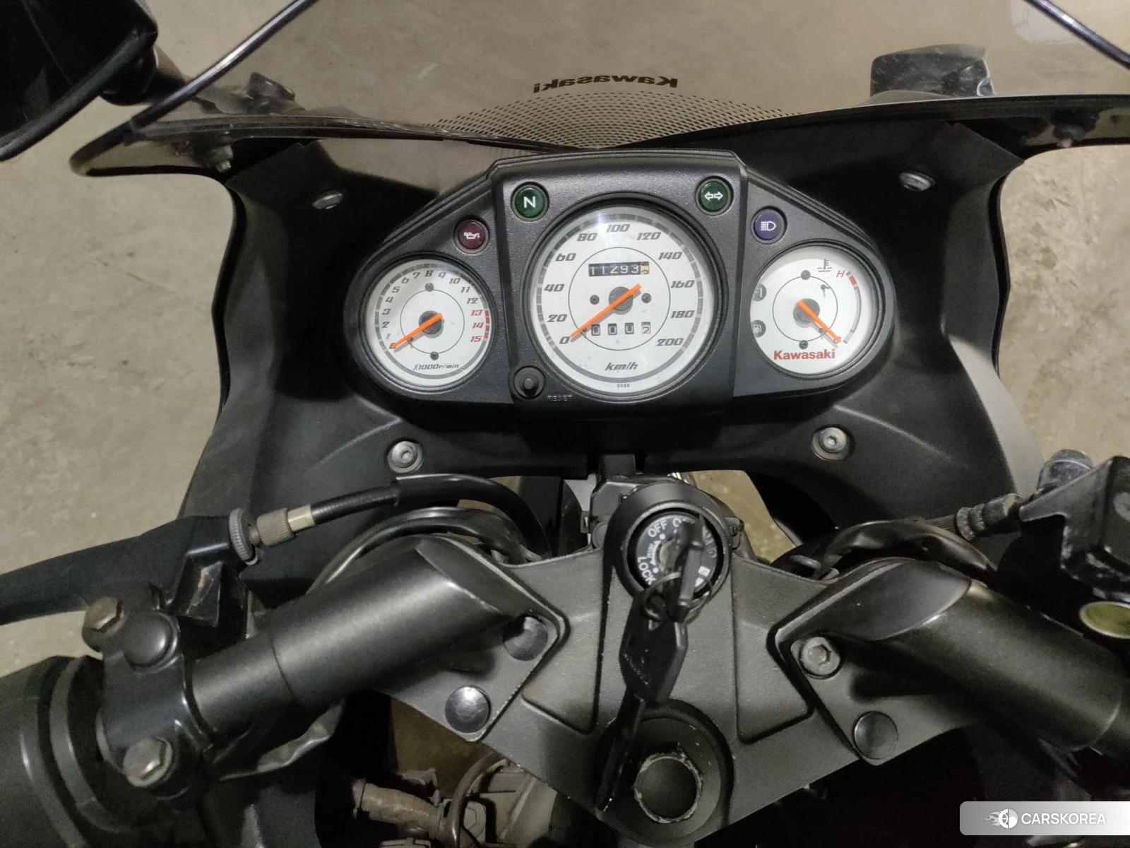 Kawasaki NINJA 250R id 3946820 из Японии 6