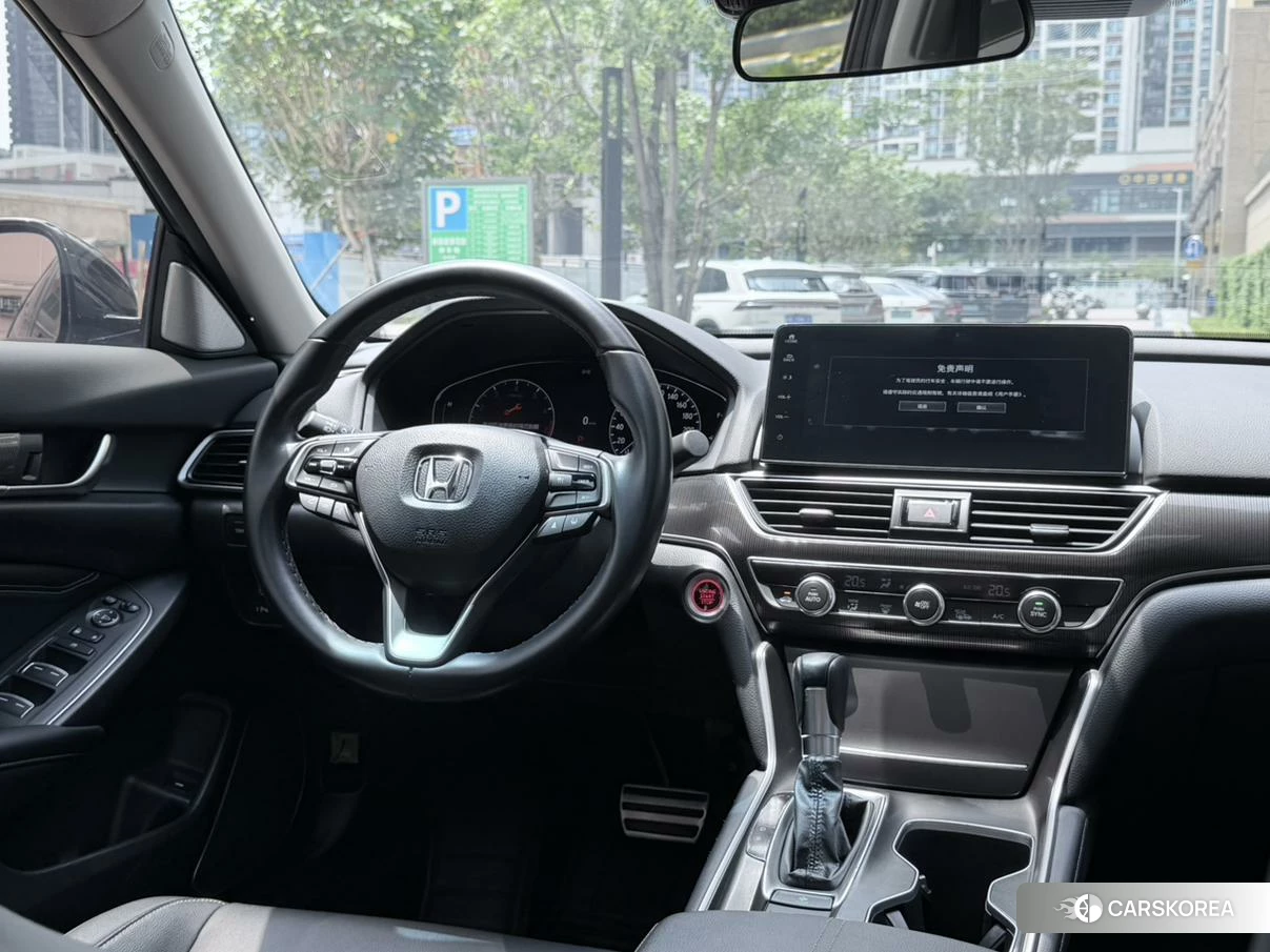 Honda Accord id 4420158 из Китая 7
