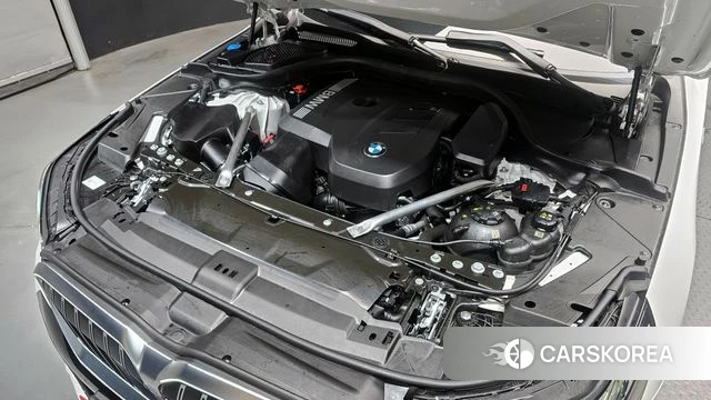 BMW 5 Series (G60) id 3921672 из Кореи 16