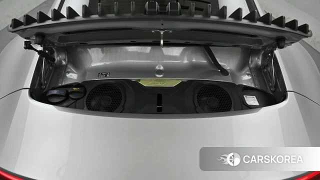Porsche 911(992) id 4400585 из Кореи 16
