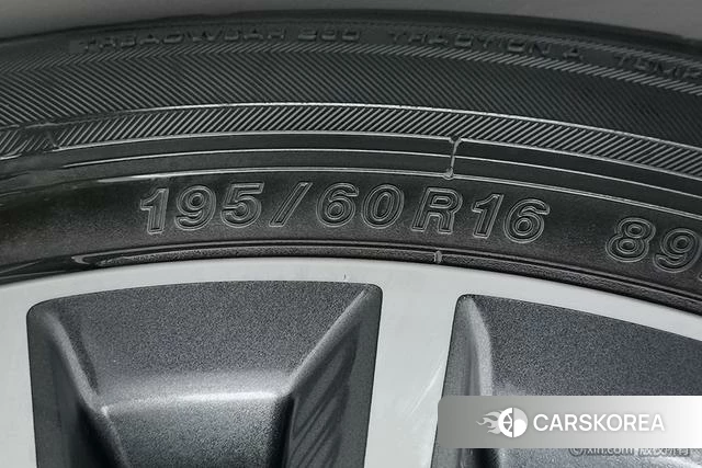 Nissan Bluebird id 4211513 из Китая 20