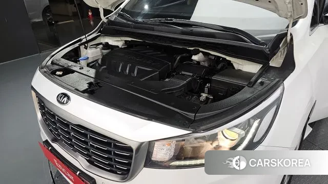 Kia The New Carnival id 2971414 из Кореи 16