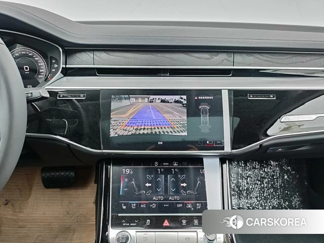 Audi A8 2025 Черный из Китая, фото 6