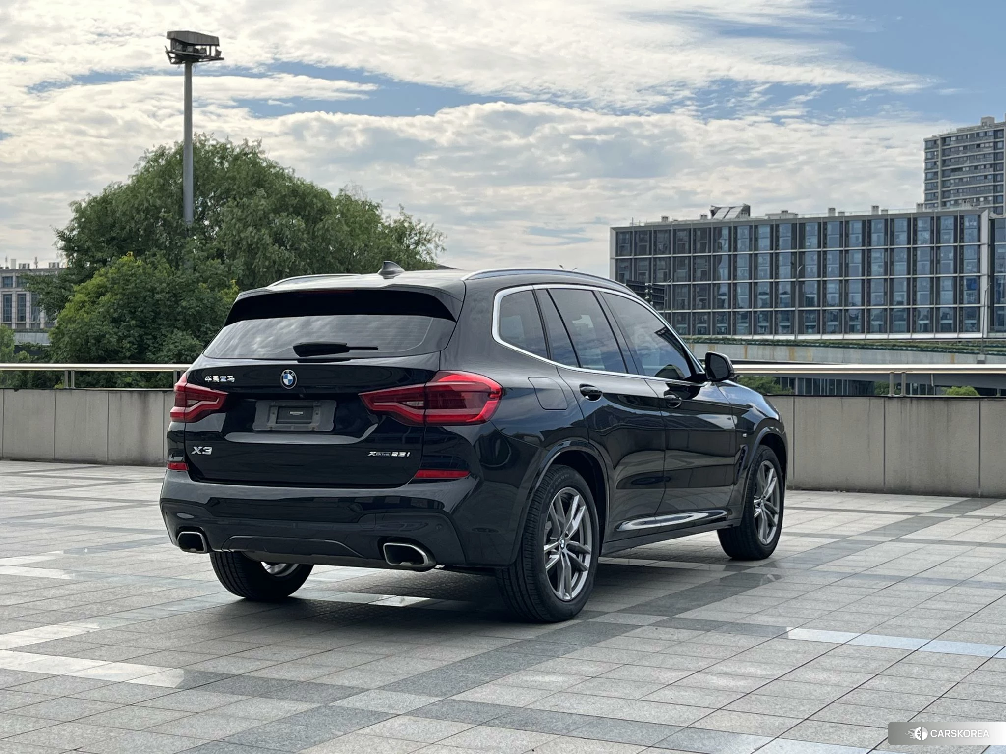 BMW X3 id 4452644 из Китая 10