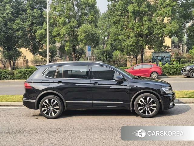 Volkswagen Tiguan L id 4272352 из Китая 17