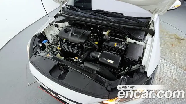 Hyundai Avante AD id 2855641 из Кореи 16