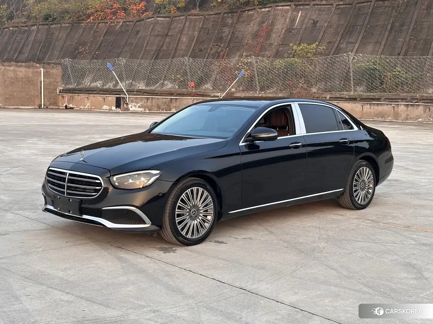 Mercedes-Benz E-Class 2023 Черный из Китая, фото 6