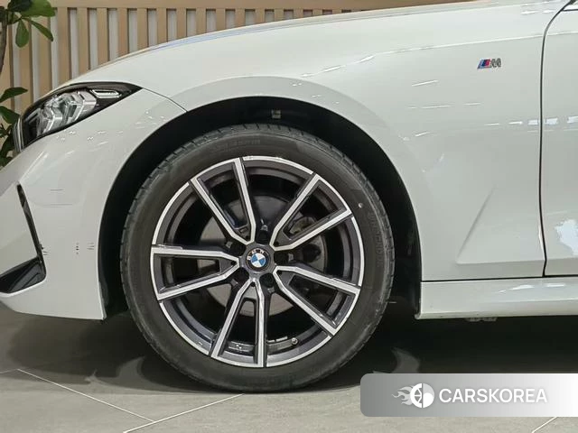 BMW 3 series id 4290890 из Китая 10
