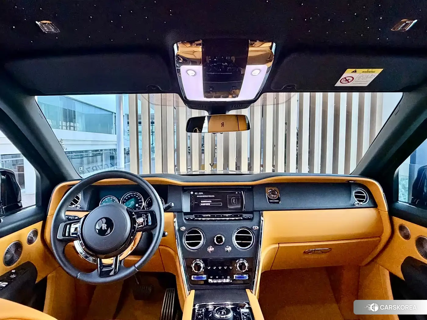 Rolls-Royce Cullinan 2023 Черный из Китая, фото 6