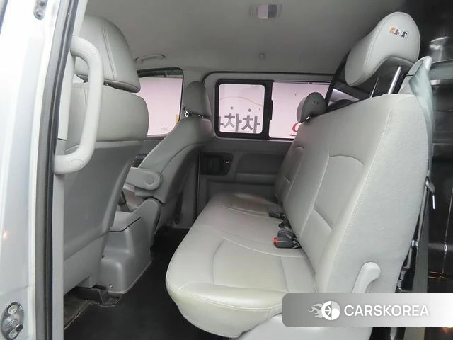 Hyundai The New Grand Starex id 3795322 из Кореи 16