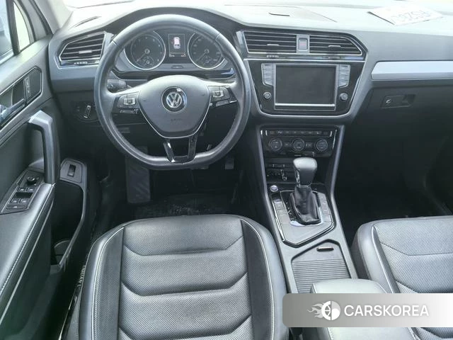 Volkswagen Tiguan L id 4240116 из Китая 11