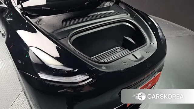 Tesla Model Y id 3776116 из Кореи 16