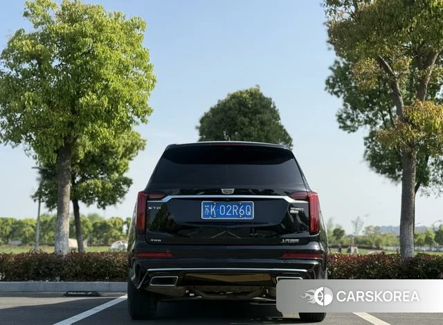 Cadillac XT6 2022 Черный из Китая, фото 6