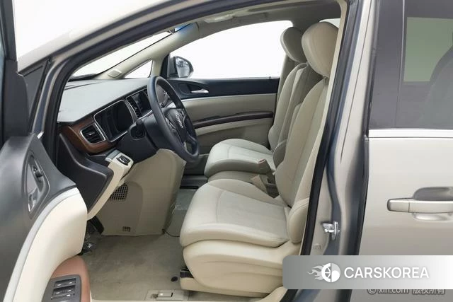 Buick GL8 id 4210183 из Китая 20