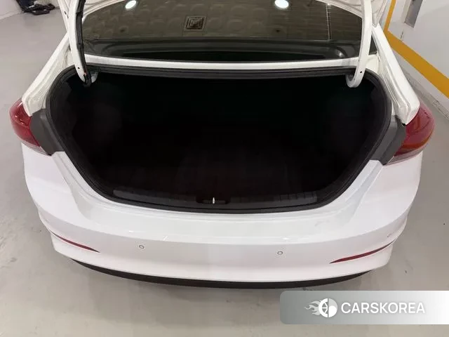 Hyundai Avante AD id 3622541 из Кореи 16