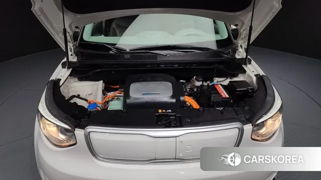 Kia Soul EV id 3612690 из Кореи 16