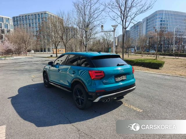 Audi Q2L 2021 Синий из Китая, фото 6