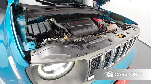 Jeep Renegade id 3367983 из Кореи 16