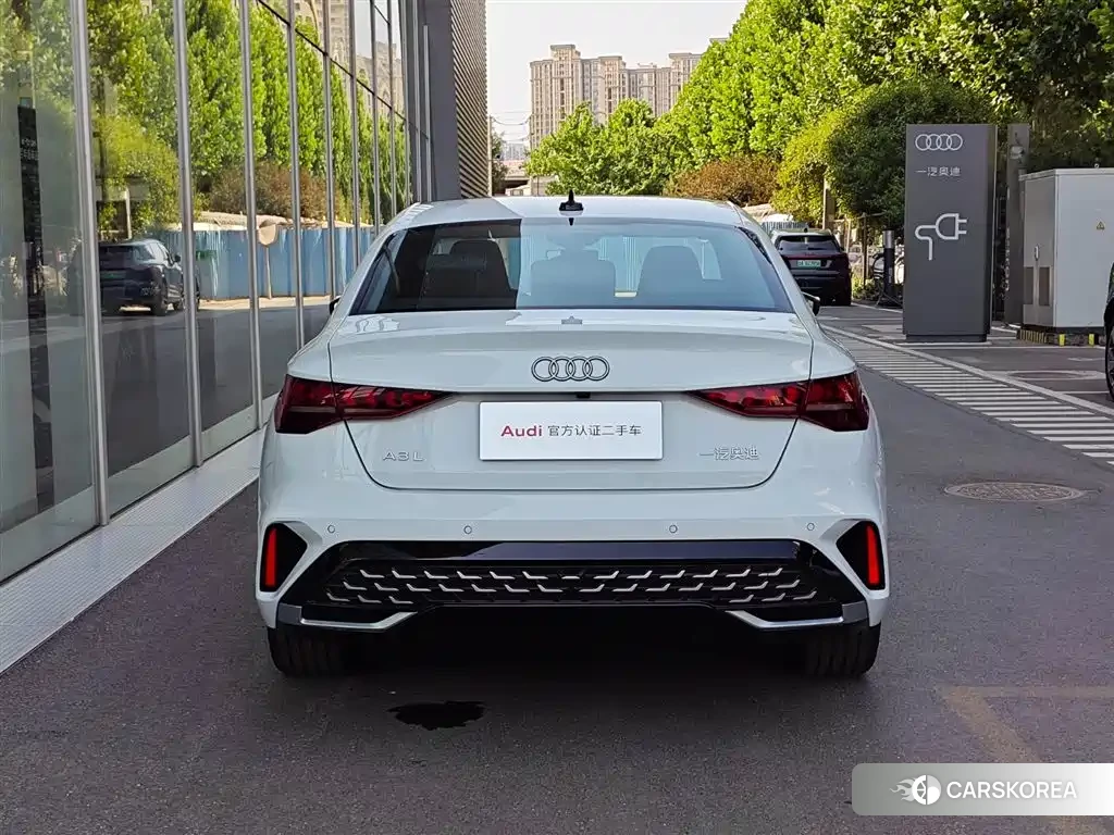 Audi A3 2025 Белый из Китая, фото 6