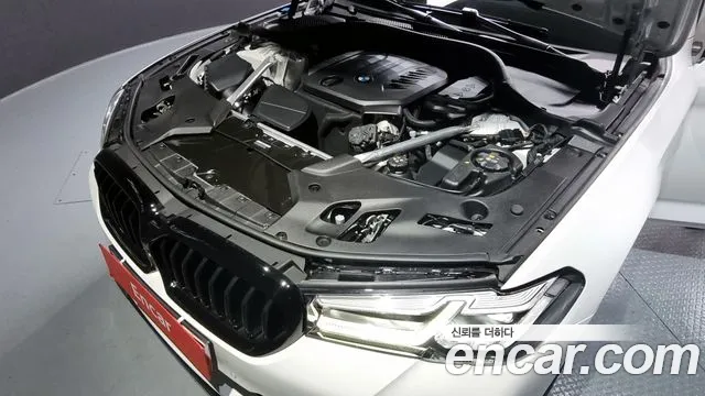 BMW 5 Series (G30) id 2653135 из Кореи 16