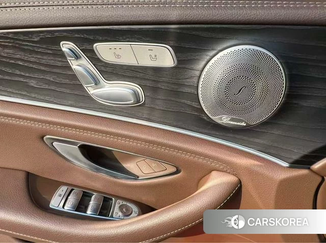Mercedes-Benz E-class id 4220988 из Китая 6