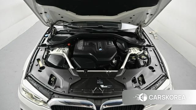 BMW 5 Series (G30) id 3955996 из Кореи 16