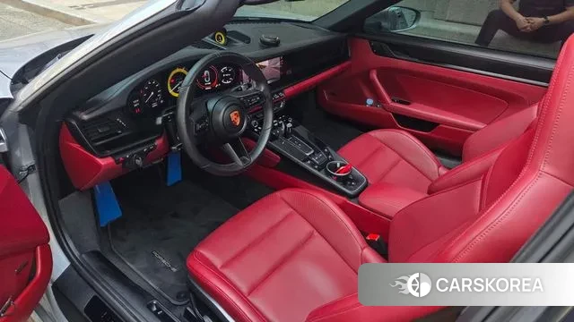 Porsche 911(992) 2023 Серебряный из Кореи, фото 6