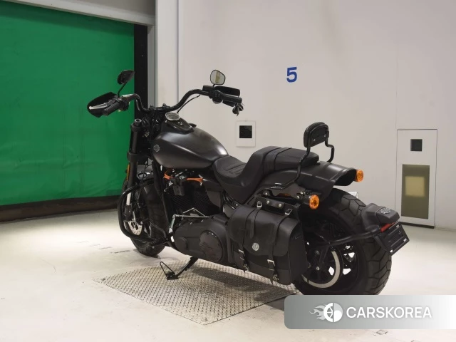 Harley-Davidson Softail Fat Bob FXFBS1868 id 4328077 из Японии 6