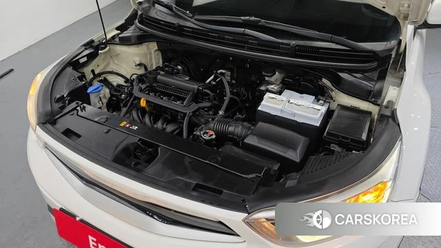 Kia Stonic id 3820952 из Кореи 16