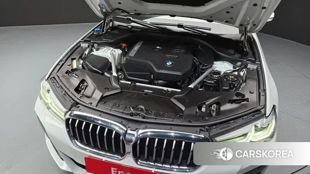 BMW 5 Series (G30) id 3690193 из Кореи 16