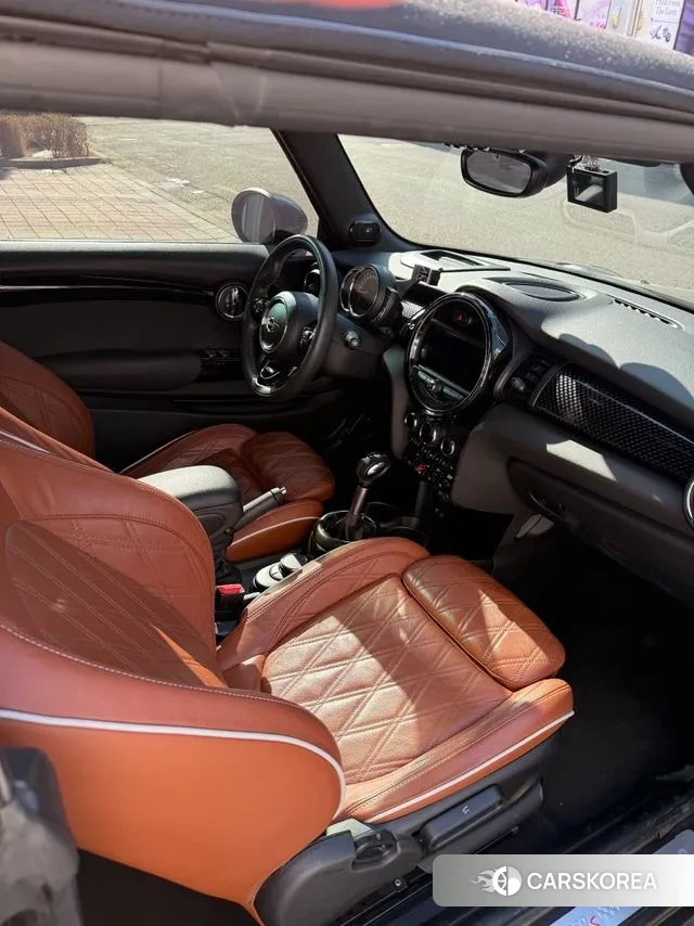 Mini Cooper S Convertible 2018 Черный из Кореи, фото 6