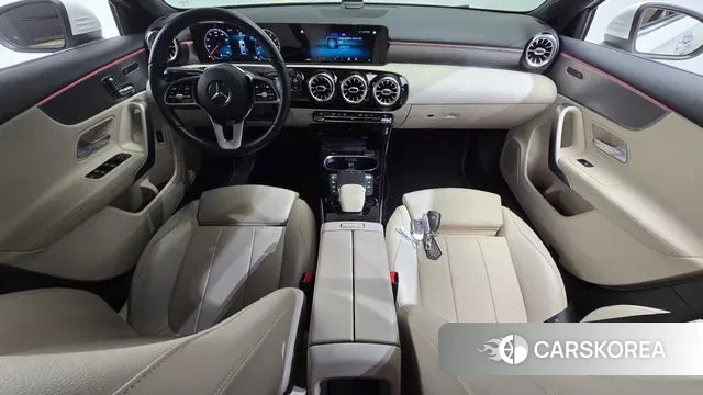 Mercedes-Benz A-Class W177 id 3479099 из Кореи 16