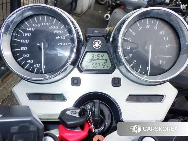 Yamaha XJR 1300 id 3945295 из Японии 20