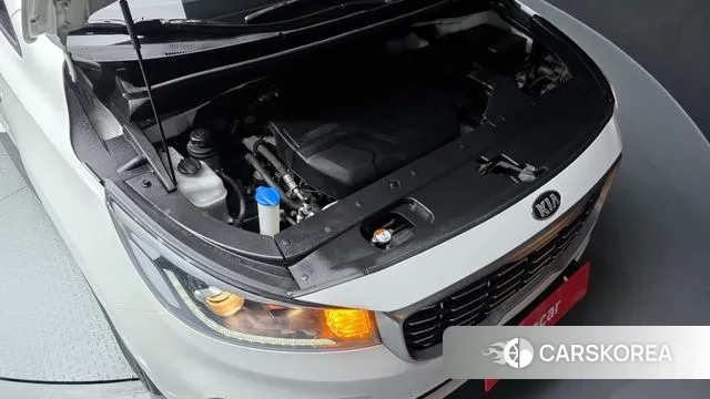 Kia The New Carnival id 3344963 из Кореи 16