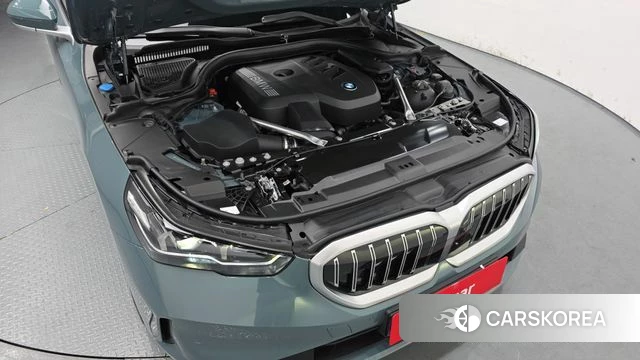 BMW 5 Series (G60) id 4185500 из Кореи 31