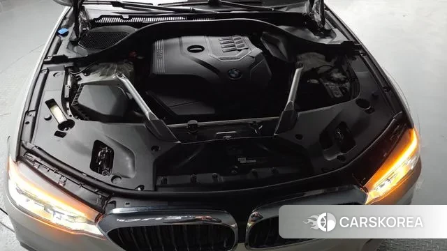 BMW 5 Series (G30) id 3640900 из Кореи 16