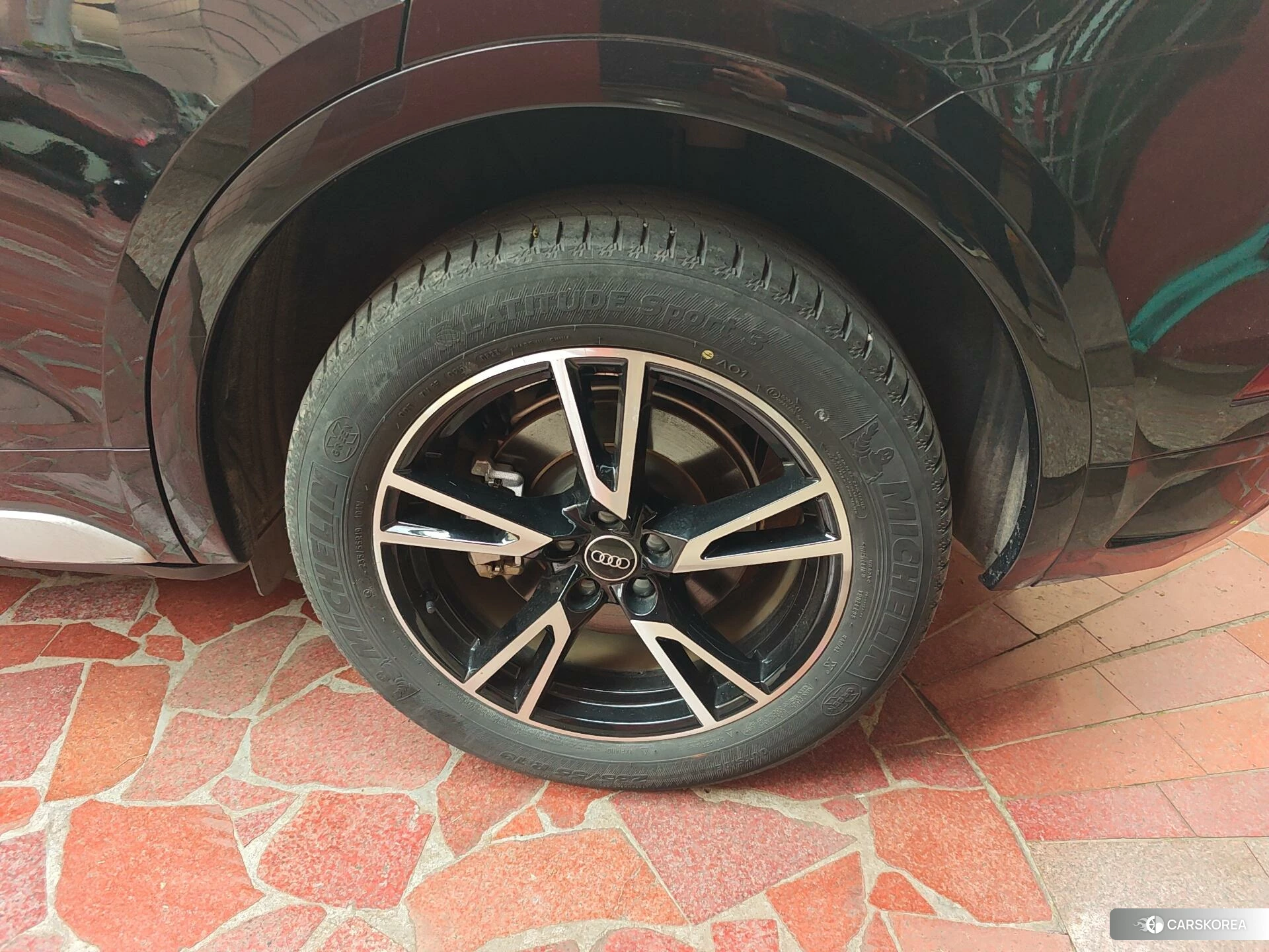 Audi Q5L id 4455070 из Китая 17