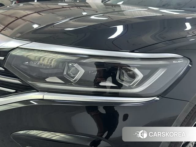 Volkswagen Passat id 4278579 из Китая 16