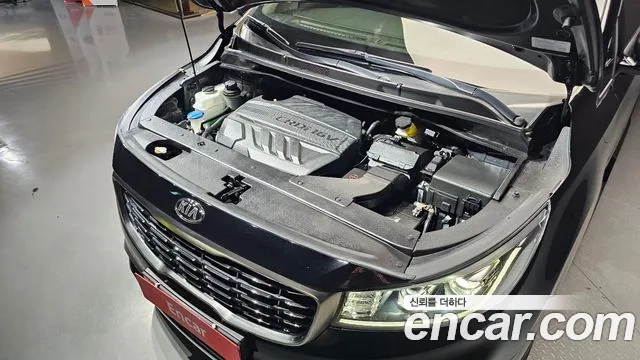 Kia The New Carnival id 2876380 из Кореи 16